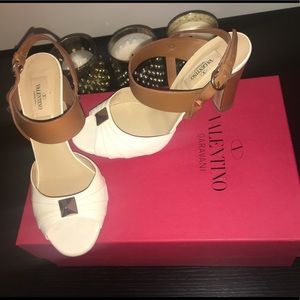 VALENTINO Garavani heeled shoes